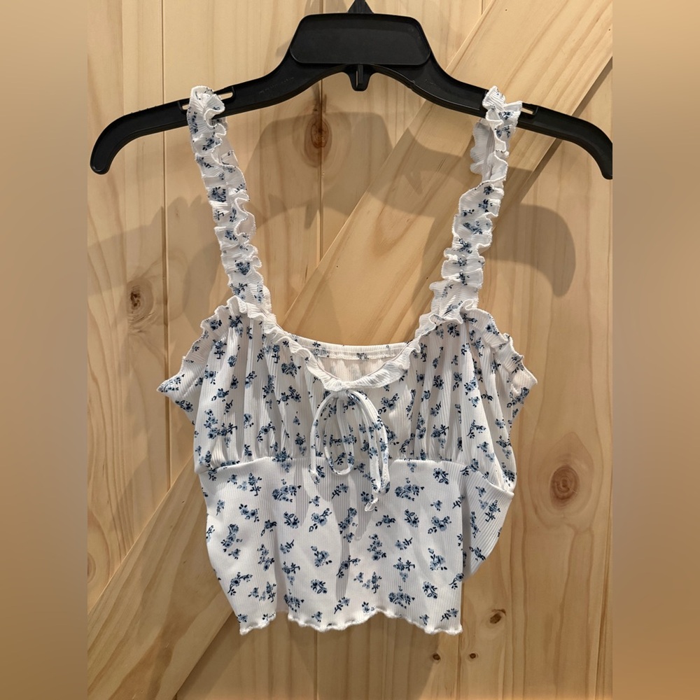 SHEIN brand floral peasant crop top size Medium